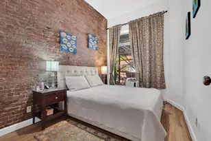 304 W 88th St, New York City, NY 10024 - Photo 4