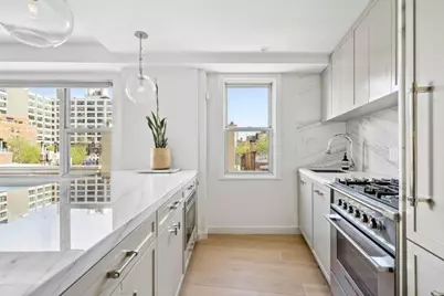 2 Charlton Street #6E, New York City, NY 10013 - Photo 4