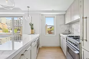 2 Charlton St, New York City, NY 10013 - Photo 4