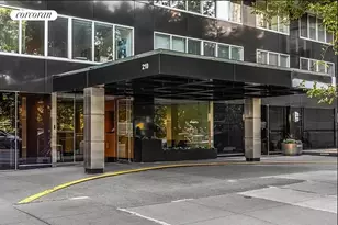 210 Central Park S, New York, NY 10019 - Photo 24