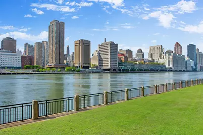 575 Main Street #1611, New York City, NY 10044 - Photo 8