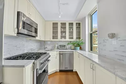 575 Main Street #1611, New York City, NY 10044 - Photo 2