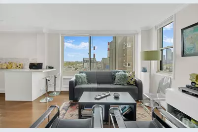 575 Main Street #1611, New York City, NY 10044 - Photo 4