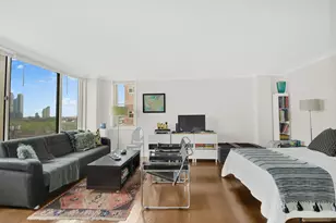 575 Main St, New York City, NY 10044 - Photo 1