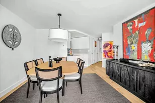 330 E 38th St, New York City, NY 10016 - Photo 4