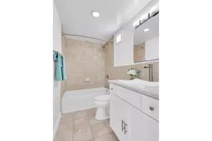 302 E 19th St, New York City, NY 10003 - Photo 8