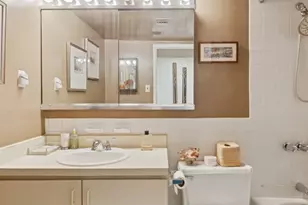 253 W 73rd St, New York City, NY 10023 - Photo 4