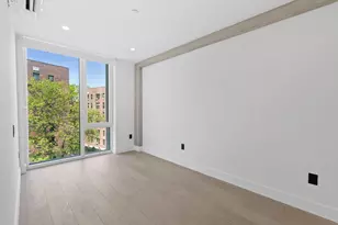 33-25 Junction Blvd, New York City, NY 11372 - Photo 4