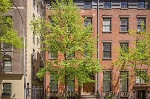 3 E 9th St, New York City, NY 10003 - Photo 2