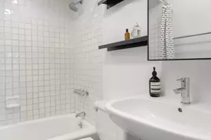 157 Kane St, New York City, NY 11231 - Photo 18