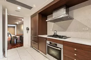 140 E 63rd St, New York City, NY 10065 - Photo 8