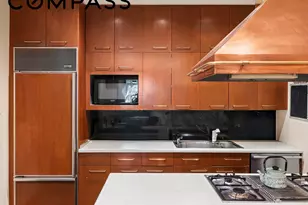 563 Park Ave, New York City, NY 10065 - Photo 14