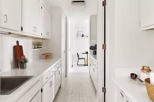 33 E 70th St, New York City, NY 10021 - Photo 14