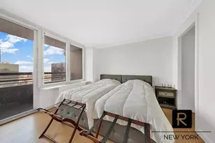 330 E 38th St, New York City, NY 10016 - Photo 6