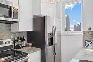 330 E 38th St, New York City, NY 10016 - Photo 4