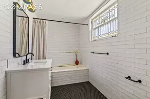 1221 Albemarle Rd, New York City, NY 11218 - Photo 32