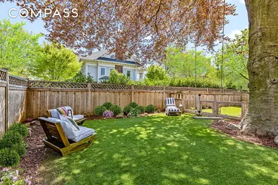 1221 Albemarle Road, New York City, NY 11218 - Photo 18