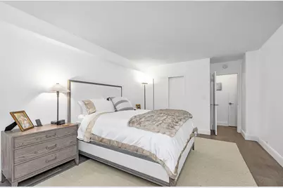 77 W 55th Street #2H, New York City, NY 10019 - Photo 6