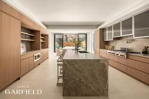 48 W 85th St, New York City, NY 10024 - Photo 2