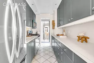 345 E 52nd St, New York City, NY 10022 - Photo 4