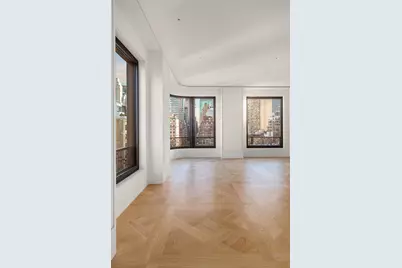 760 Madison Avenue #9, New York City, NY 10065 - Photo 2