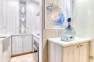 220 E 73rd St, New York City, NY 10021 - Photo 6