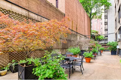 220 E 73rd Street #1-A, New York City, NY 10021 - Photo 18