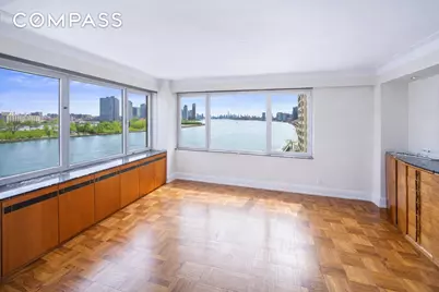 25 Sutton Place S #8G, New York City, NY 10022 - Photo 6