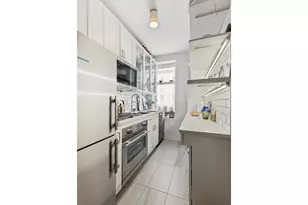 405 W 23rd St, New York City, NY 10011 - Photo 6