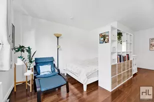 240 E 35th St, New York City, NY 10016 - Photo 4