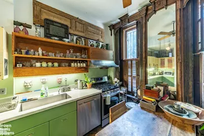 169 E 94th Street, New York City, NY 10128 - Photo 10