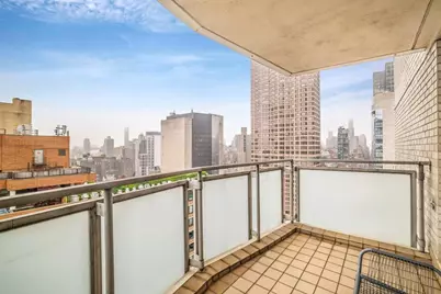 300 E 40th Street #32K, New York City, NY 10016 - Photo 4