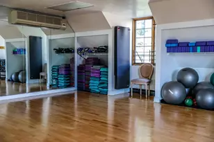 12-06 Robin Ln, New York City, NY 11360 - Photo 8