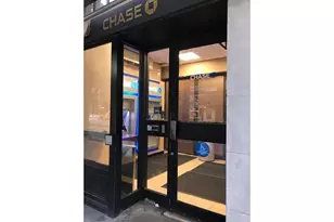 410 W 24 St, New York City, NY 10011 - Photo 26