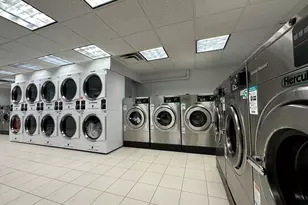 410 W 24 St, New York City, NY 10011 - Photo 22