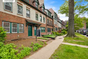 4-08 Burns St, New York City, NY 11375 - Photo 20