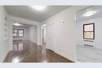 221 E 18th Street #1E, New York City, NY 11226 - Photo 8