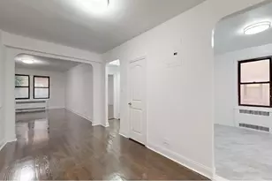 221 E 18th St, New York City, NY 11226 - Photo 8