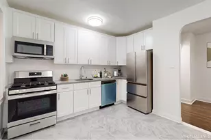 221 E 18th St, New York City, NY 11226 - Photo 16