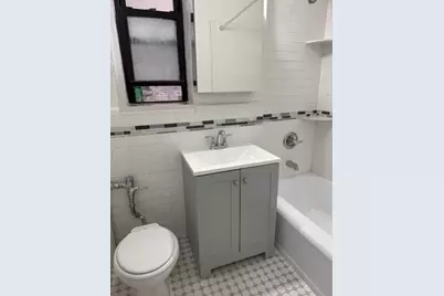 221 E 18th Street #1E, New York City, NY 11226 - Photo 4