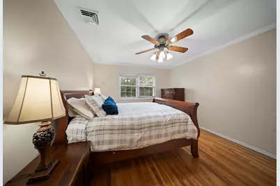 173-73 Croydon Road, New York City, NY 11432 - Photo 10