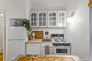 223 E 50th St, New York City, NY 10022 - Photo 4