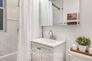 223 E 50th St, New York City, NY 10022 - Photo 8