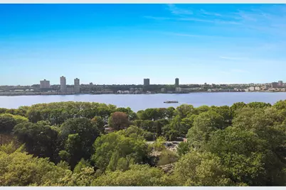 90 Riverside Drive #14A, New York City, NY 10024 - Photo 2