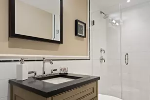 169 E 71st St, New York City, NY 10021 - Photo 26