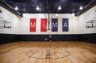 460 W 42nd St, New York City, NY 10036 - Photo 18