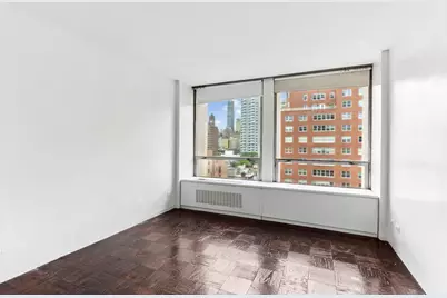 300 E 33rd Street #9M, New York City, NY 10016 - Photo 6