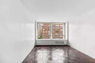 300 E 33rd St, New York City, NY 10016 - Photo 4