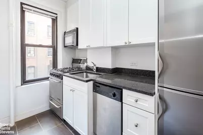 235 W End Avenue #3C, New York, NY 10023 - Photo 6