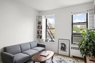 64 MacDougal St, New York City, NY 10012 - Photo 2